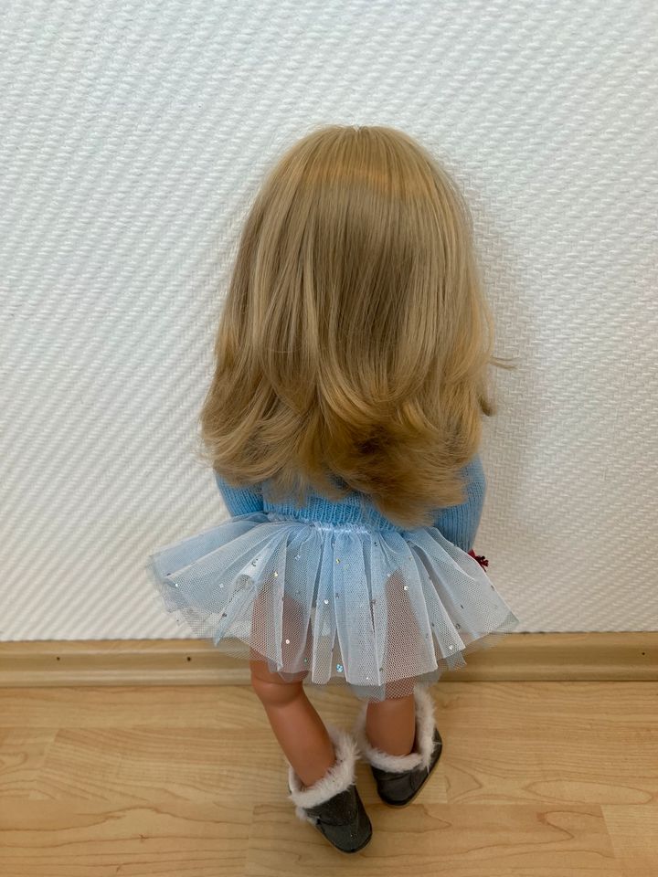 Götz Puppe Anna, blond, blaue Augen, Kleidung, 50cm in Dortmund