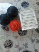 Medikamenten Dosierer/ Massage Ball / Massage Roller Niedersachsen - Oldenburg Vorschau