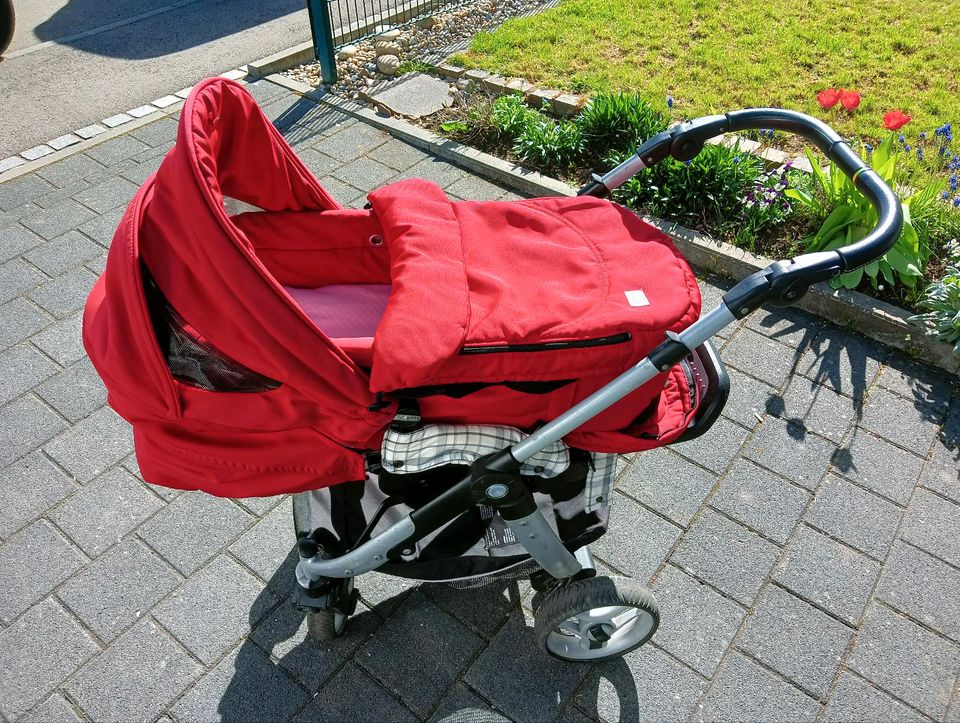 Kinderwagen Buggy Teutonia rot in Besigheim