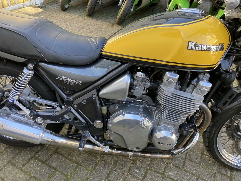 Kawasaki Zephyr 1100 aus 06-1996 mit ,,SPEICHENRÄDERN,,im Z Style in Bochum