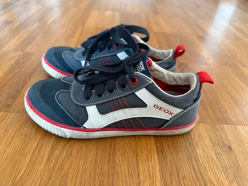 Geox Sneaker * Schnürschuhe Gr. 31 * grau weiß rot * Top Zustand in Hamburg