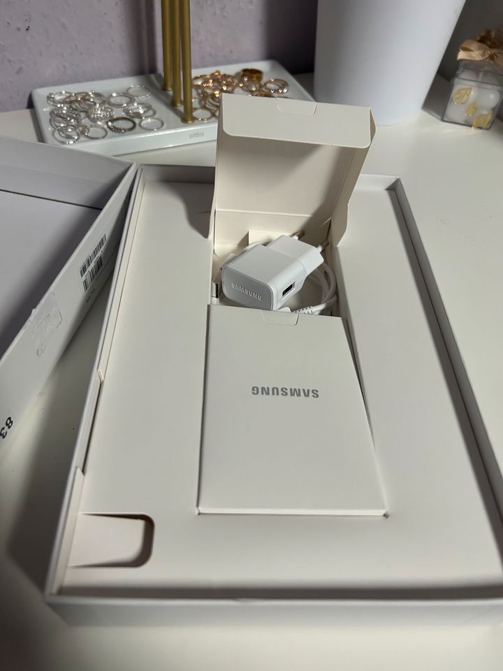 Samsung Galaxy Tab A8, 32GB in Kerpen