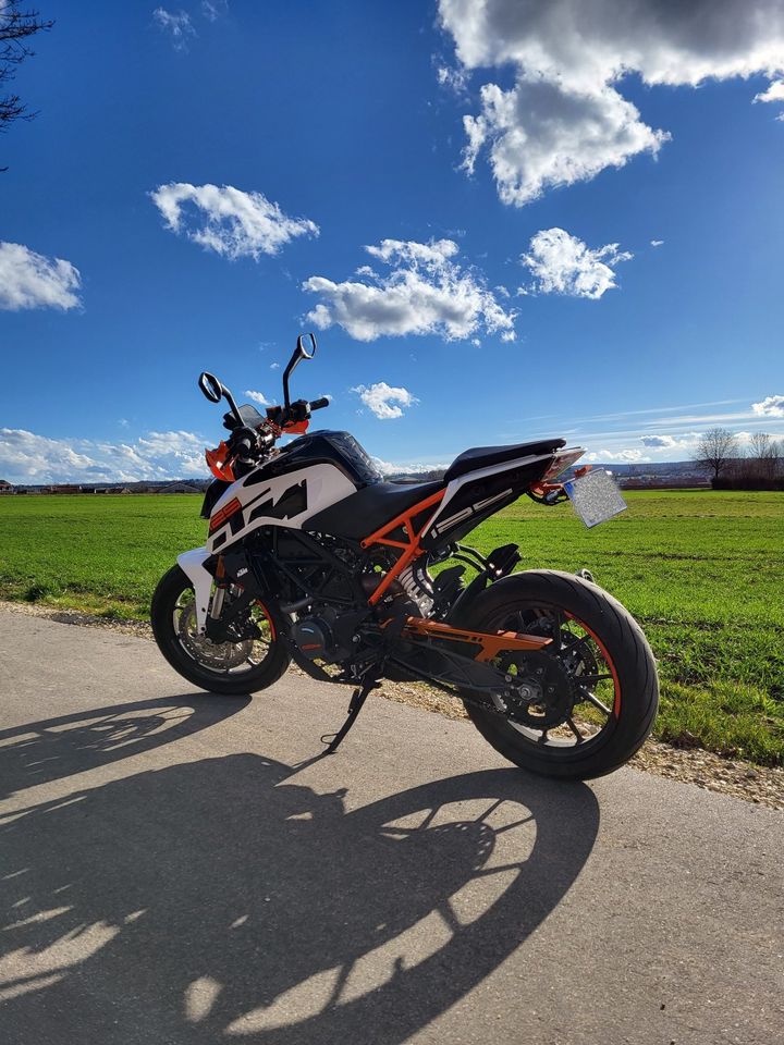 KTM Duke 125 in Lohmar