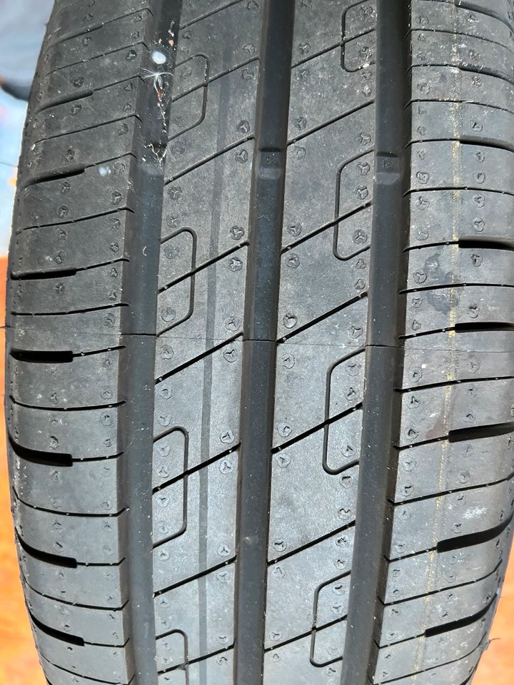 Goodyear Sommerreifen 175/65 R14 in Weyhe