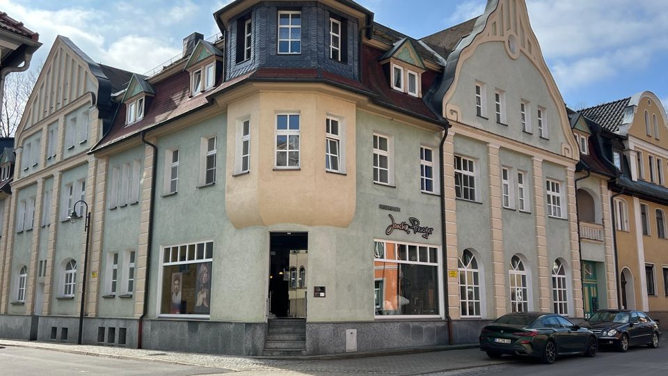 4 Zimmer Wohnung mit Einbauküche in Gräfenthal