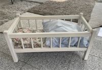 Puppenbett Holz weiß mit Bettzeug Nordrhein-Westfalen - Gütersloh Vorschau