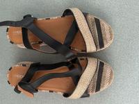 GEOX Damen Sandalen Schuhe Gr. 40 neuwertig Düsseldorf - Pempelfort Vorschau