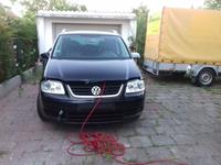Volkswagen Touran 1.6 FSI Highline Highline Hessen - Ober-Ramstadt Vorschau
