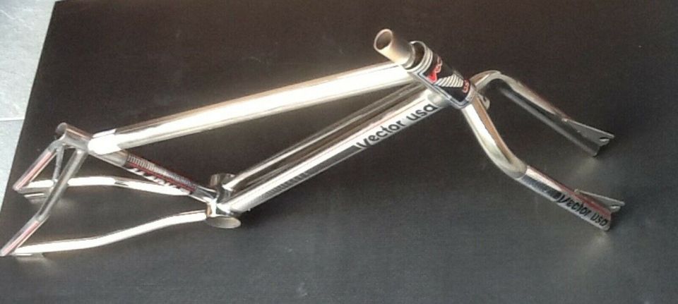 OLDSCHOOL BMX VECTOR MARK 2 FRAME & FORK SET NOS +++RESERVIERT+++ in Datteln