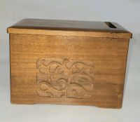 Alter Holz- Zigarettenspender Knopfautomat mit Musik 15x10x10,5cm Baden-Württemberg - Frankenhardt Vorschau