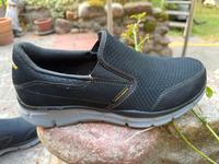 Skechers Sneaker Gr.43  Sportschuh Freizeit 28 cm Niedersachsen - Stelle Vorschau