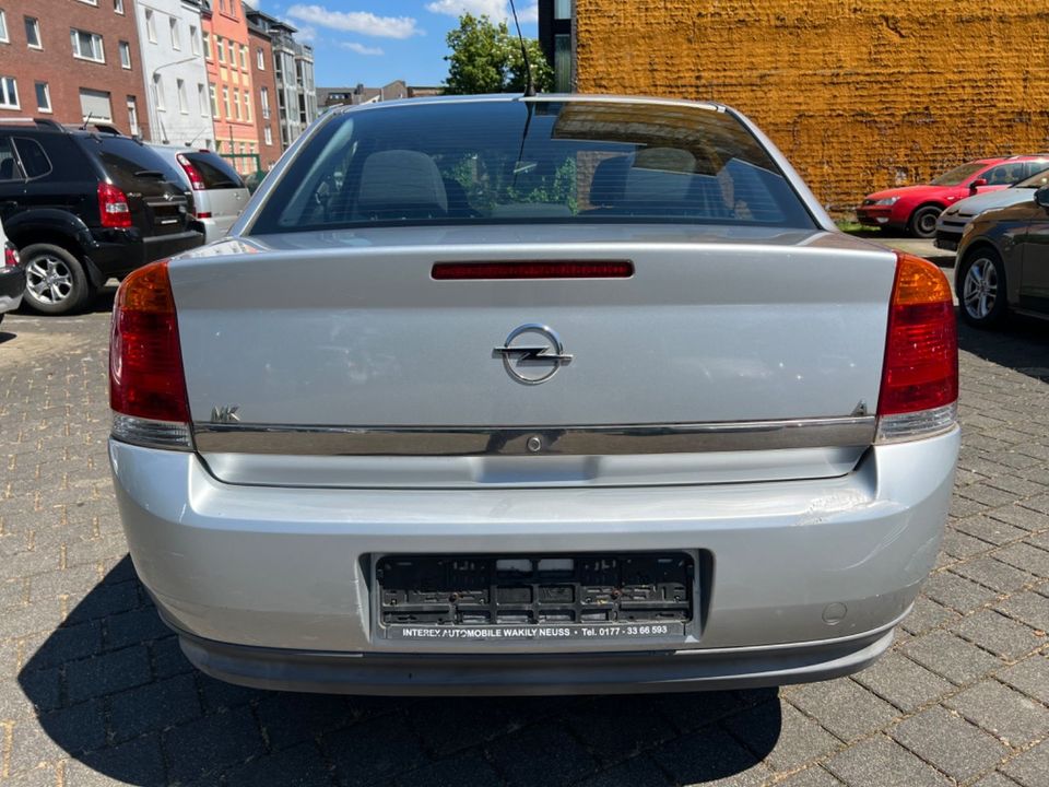 Opel Vectra 2.2 16V Limousine/TÜV 01/2025/Allwetterre in Neuss