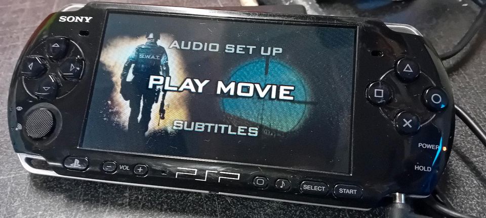 SONY PSP Spiele Filme Zubehör Koffer Kabel in Bokel bei Rendsburg