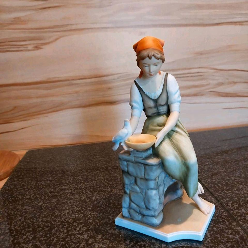 Verkaufe Kaiser Porzellanfigur Aschenputtel in Nordstemmen