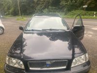 VOLVO V40 KOMBI SCHWARZ LEDER BJ 2002 1990€ Düsseldorf - Pempelfort Vorschau