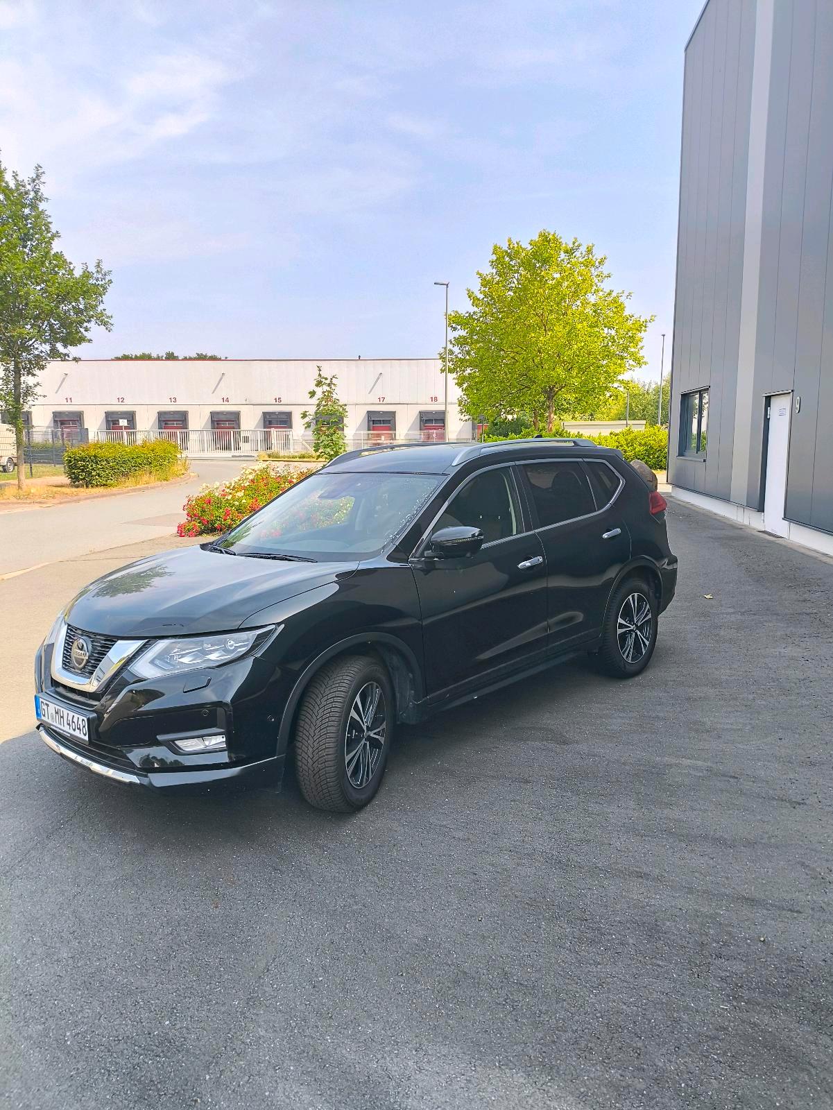 Abbildung des Autos Nissan x trail