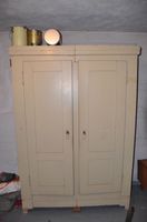 Alter Fichteschrank 2 Schranktüren gestrichen - Shabby Chic Baden-Württemberg - Welzheim Vorschau