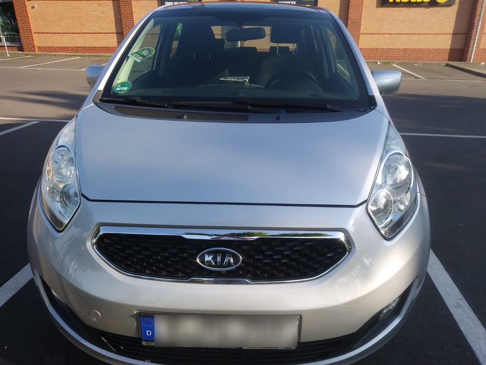 Kia Venga 1,6 CVVT Titanium Collection, Pano, Shz, Vollausst. in Berlin