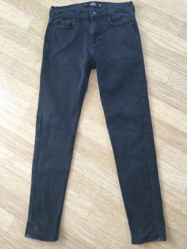 Hollister Jeans schwarz 29/32 in Dossenheim