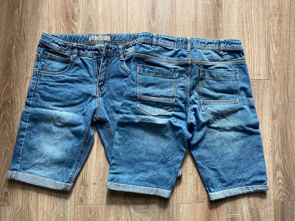 Jeans - Shorts  f. Jungs Größe 152 in Hann. Münden