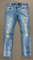 Zerissene Männerjeans Nordrhein-Westfalen - Soest Vorschau