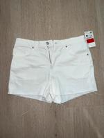 Coole Jeans Shorts Größe 40 Neu Hessen - Langenselbold Vorschau