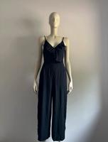 jumpsuit overall Rüschchen culotte Hose Größe 34 schwarz H&M Nordrhein-Westfalen - Marl Vorschau
