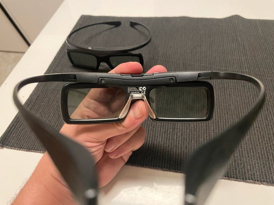 Samsung 3D Brillen „Active Glasses“ für Smart TV Full HD in Neuss