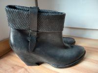 Neuwertige Högl Stiefeletten Dunkelblau Echtleder Größe 7,5 Baden-Württemberg - Rutesheim   Vorschau