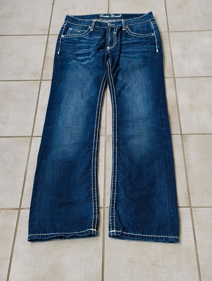 Moderne Camp David Jeans Nicolas/Regular Fit Gr.33/34 Neuwertig in Pforzheim