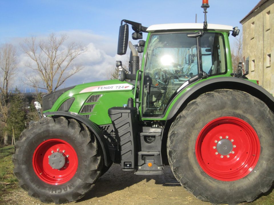 Fendt 724 Vario S4 Profi Plus, Varioguide RTK Novatel, EZ 02/2020 in Neresheim