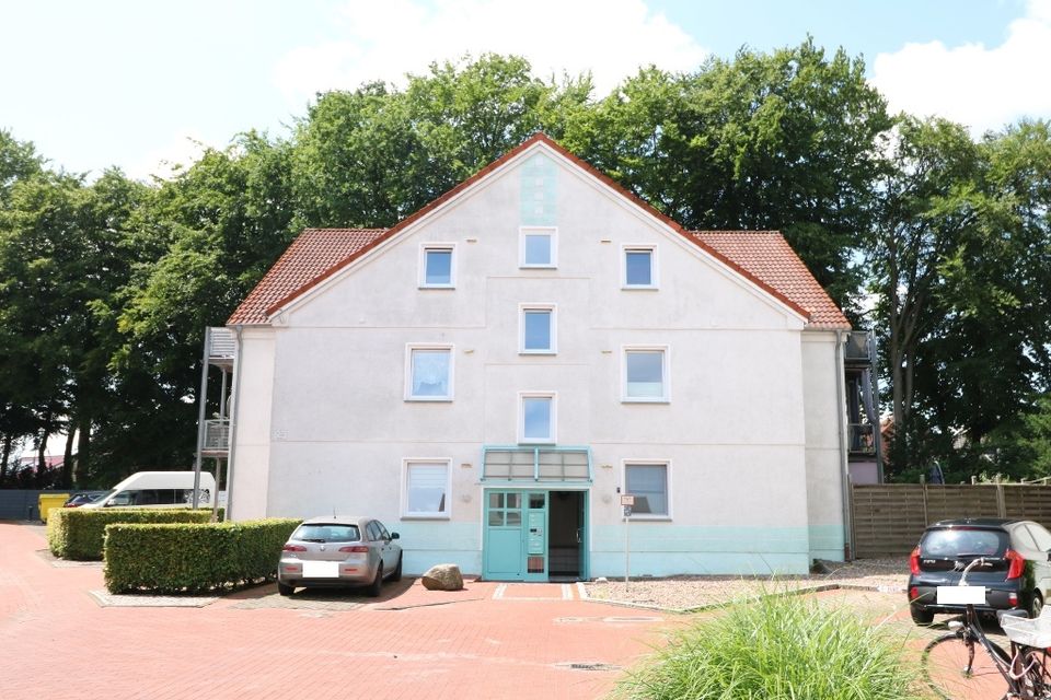Schöne, gepflegte Wohnanlage mit 6 Wohnungen, Keller und Pkw-Stellplätzen in Cloppenburg