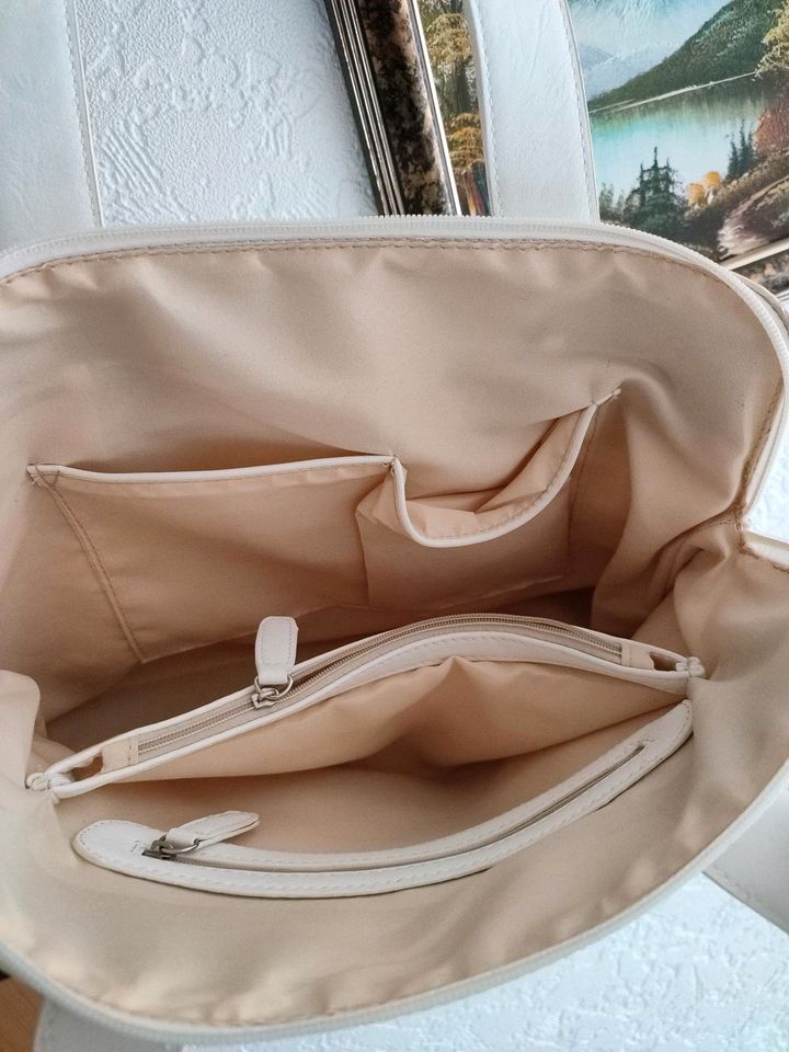 Tasche . Neu. in Geilenkirchen