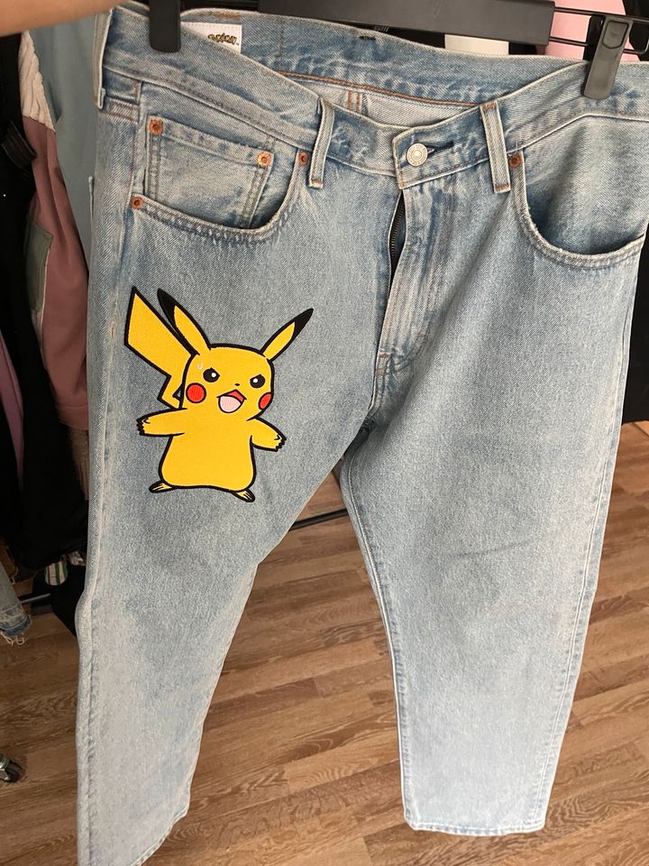 Levi’s  x Pokémon 551 straight Jeans in Herne