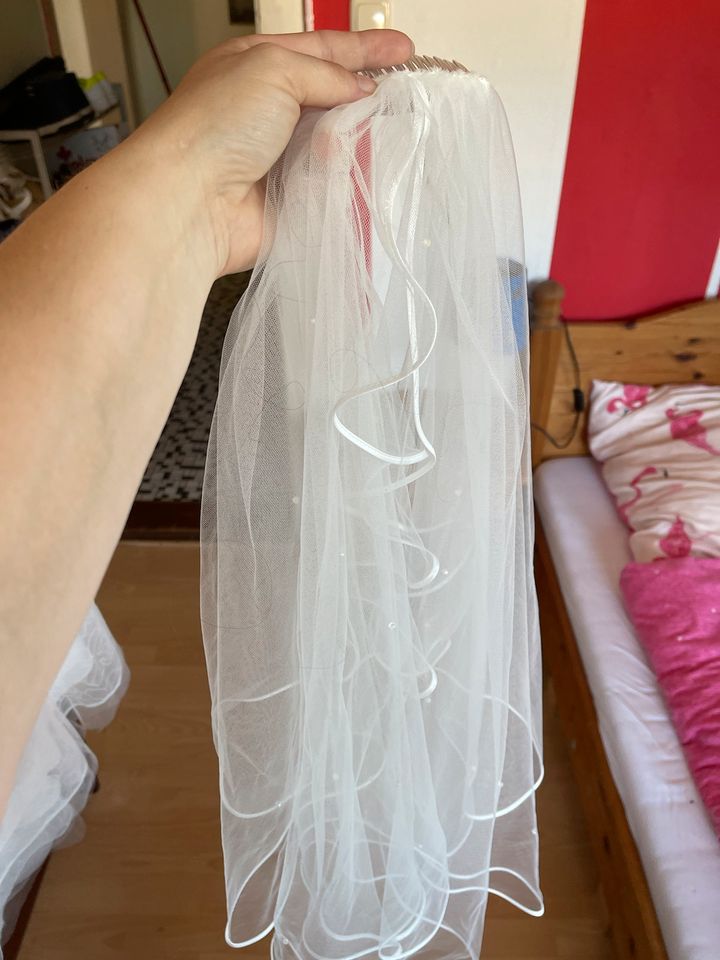 Hochzeitskleid Größe 46 in Neuenkirchen