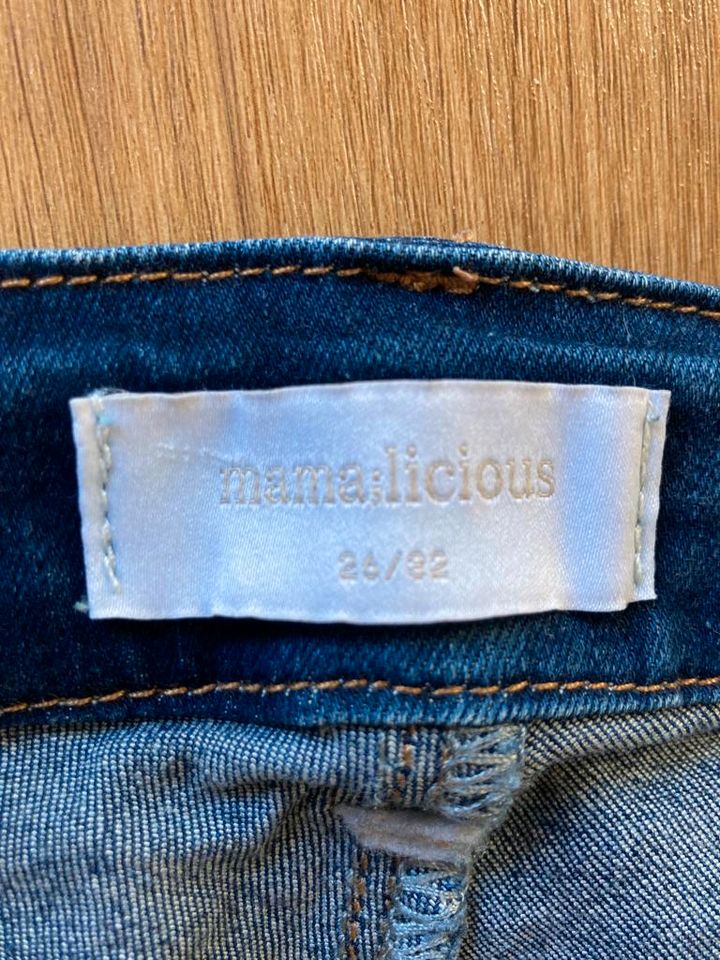 Umstandsjeans - Mamalicious Gr. 26/32 in Breitenbrunn i.d. Oberpfalz