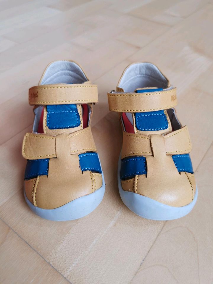 Kickers Sandalen Gr. 24 NEU Leder gelb blau in Berlin