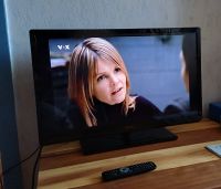 Philips 32PFL3517H/12 TV Fernseher mit Fuß und Fernbedienung Rheinland-Pfalz - Wirschweiler Vorschau