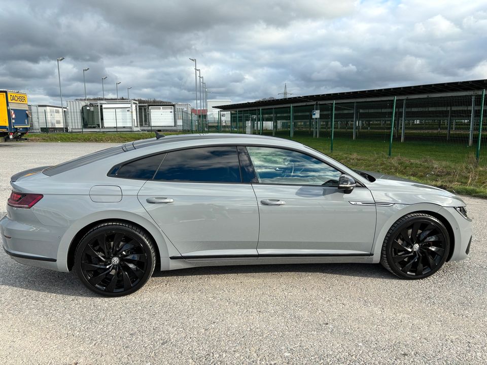 VW Arteon 2.0TSI R-Line/4Motion/272PS/Standhz/Leder/Sternhimmel in Kassel