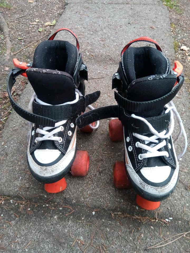 Kinder und Jugendrollschuhe/Inliner Skates für Mädchen und Jungen in Gelsenkirchen