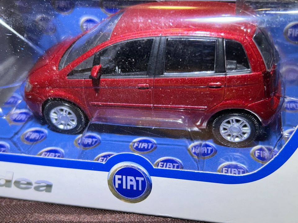 Fiat Idea Modell Auto 1:43 in Rosso scilaunbespielt in Filderstadt