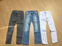 Jeans Hose 3 Stk. Gr. 152 EINZELKAUF MÖGLICH Hessen - Ehringshausen Vorschau