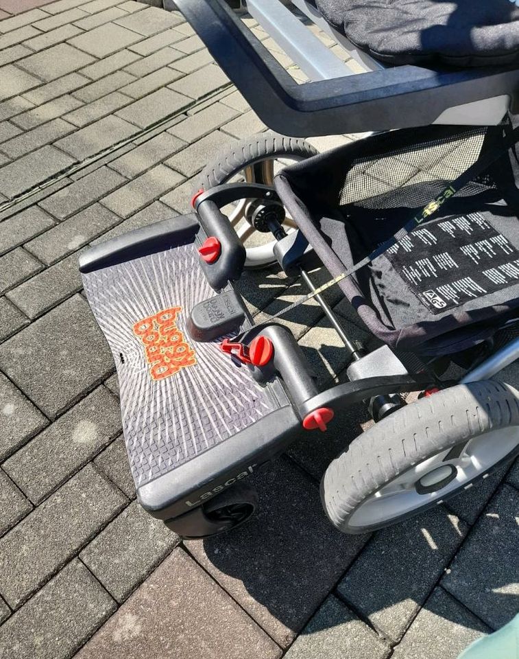 Teutonia Mistral Kinderwagen mit Zubehör in Burghausen