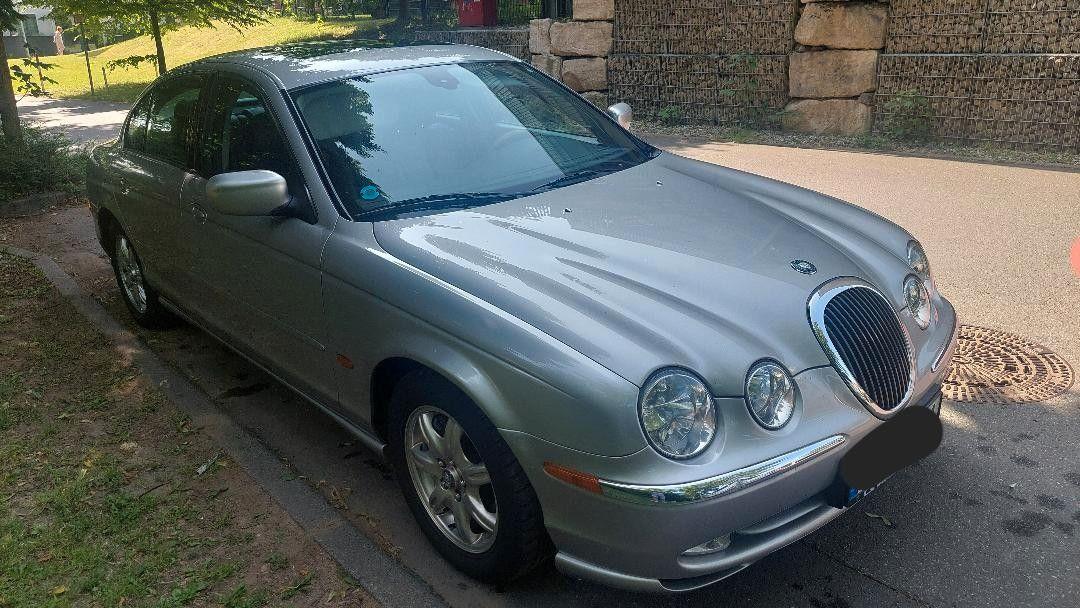 Abbildung des Autos Jaguar S-Type 3 L V6 Exe…