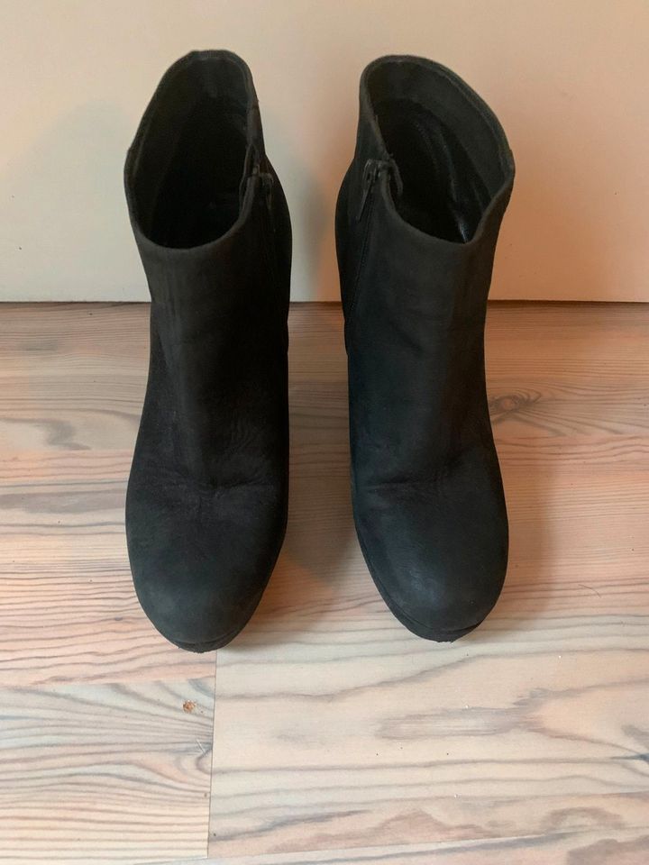 Kennel & Schmenger Ankle Boots Stiefeletten schwarz Leder Gr. 38 in Hamburg