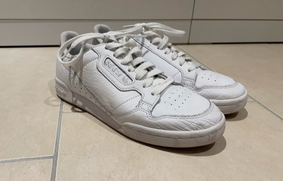 Adidas Continental 80 gr. 38 2/3 in Beelen