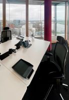 Unbegrenzter Bürozugang zu unseren Öffnungszeiten in Regus Dusseldorf, Stadttor Düsseldorf - Hafen Vorschau