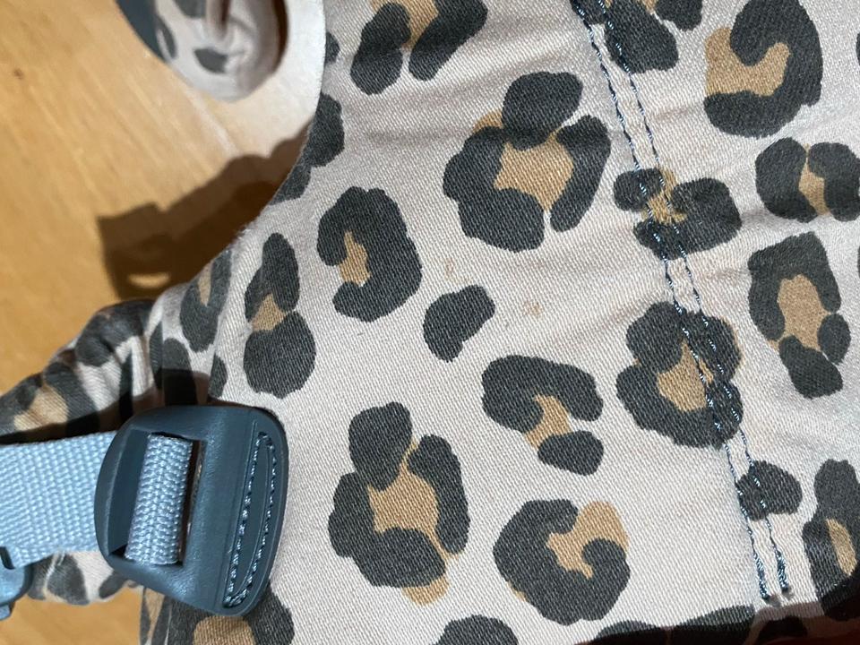 Baby Björn Mini Trage Babytrage Trage Tragetuch Leomuster in München