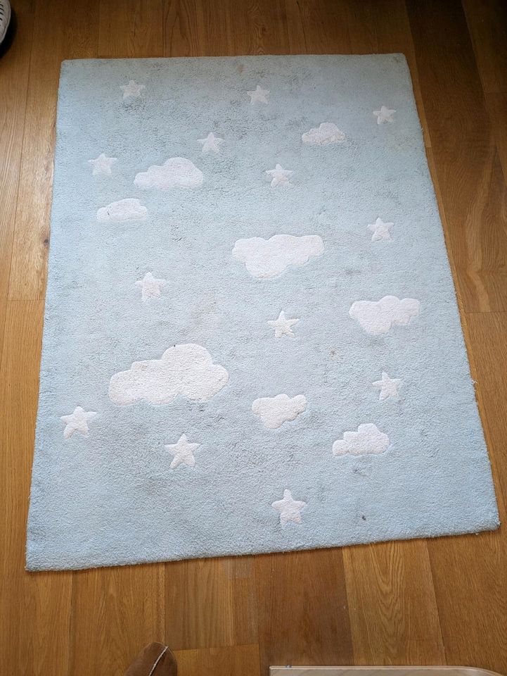 Teppich Kind Baby Blau Vertbaudet 100x133 Wolken Sterne in Wiesbaden