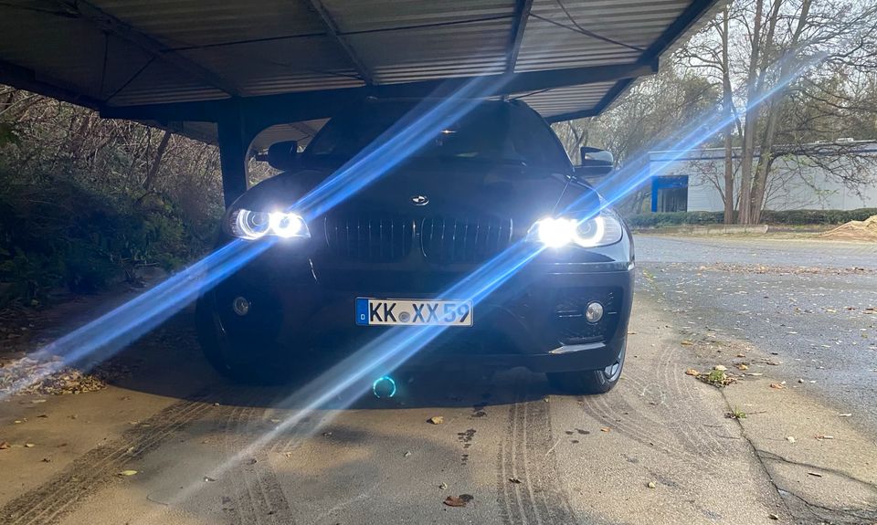 BMW X6 4.0d Black in Krefeld